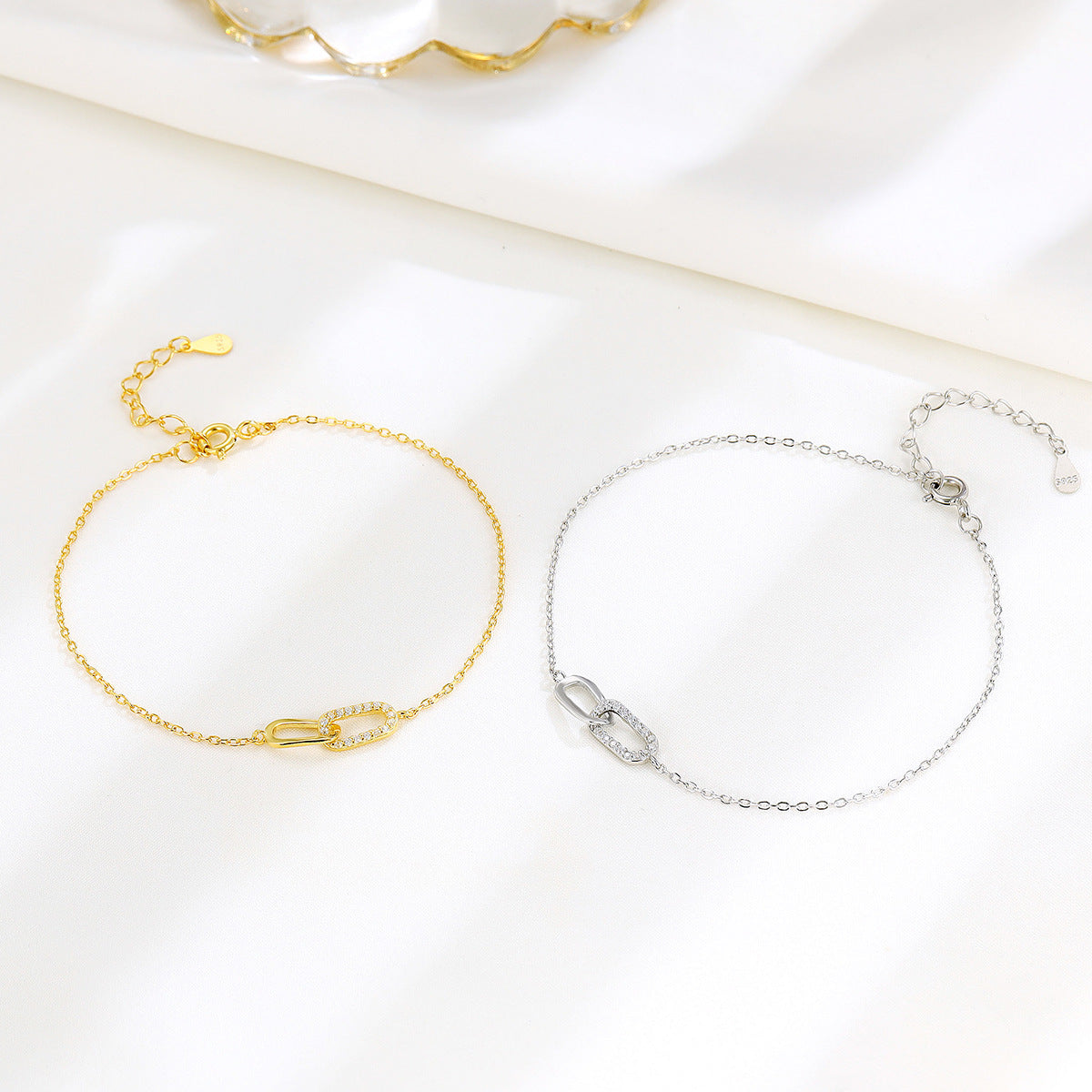 S925 Sterling Silver Mobius Strip Bracelet